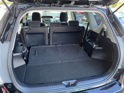 2018 Toyota Prius Alpha