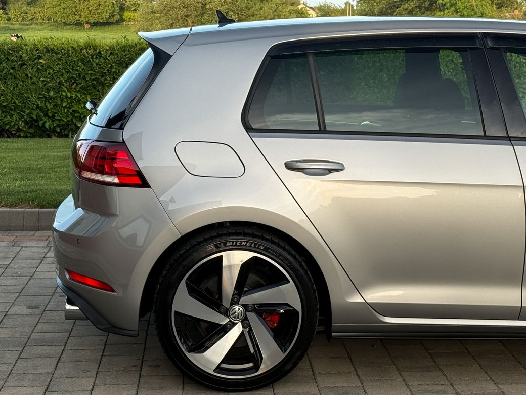 2017 Volkswagen Golf