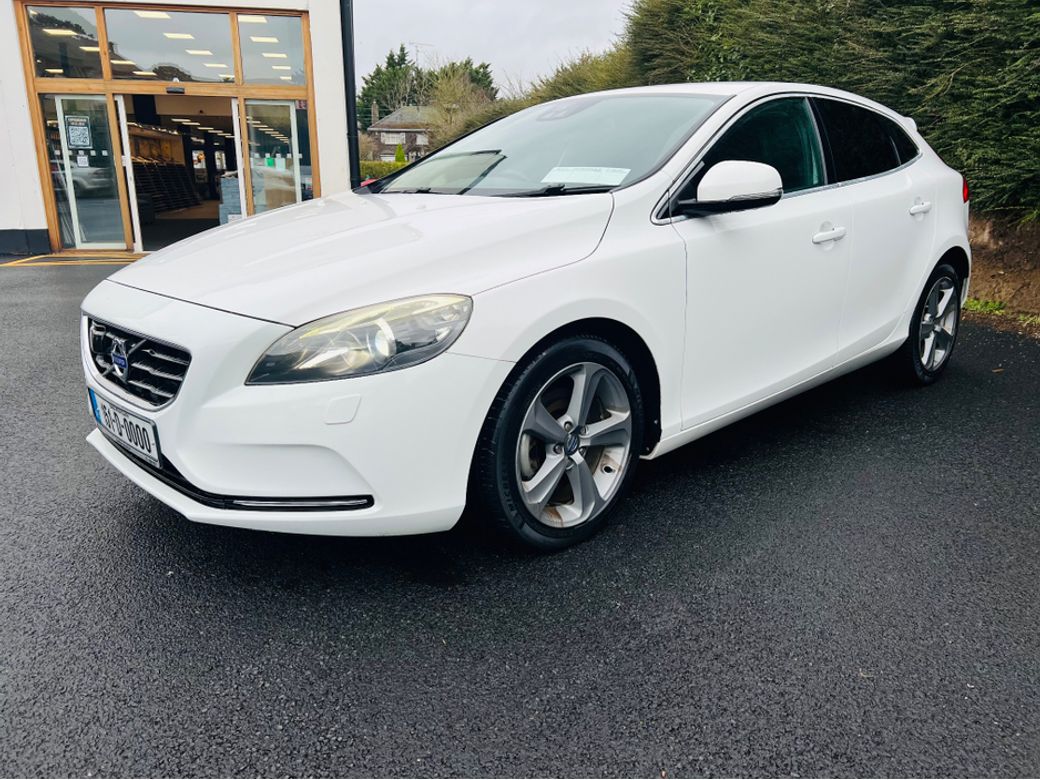 2015 Volvo V40