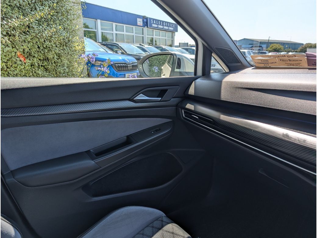 2023 Volkswagen Golf