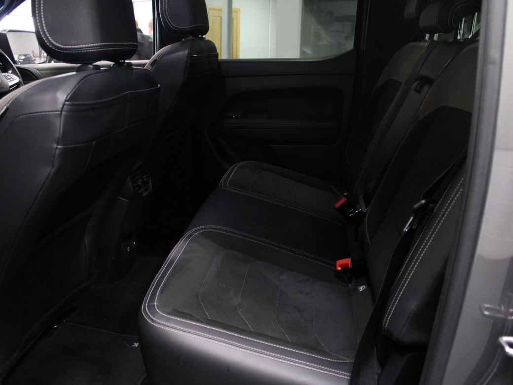 2023 Volkswagen Amarok