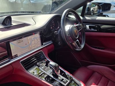 2018 Porsche Panamera