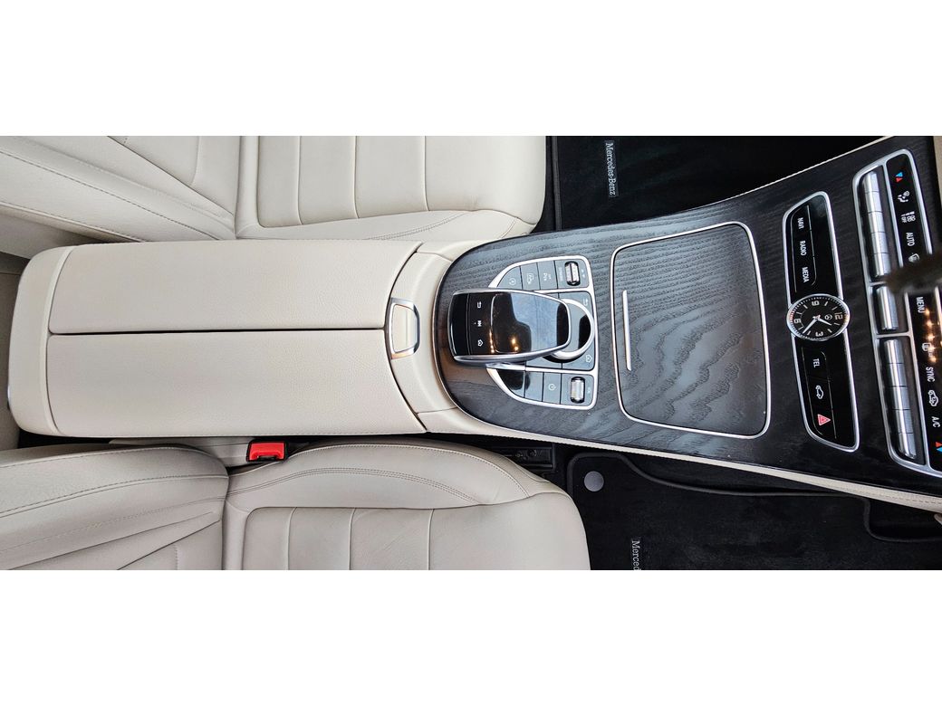 2019 Mercedes-Benz E 220