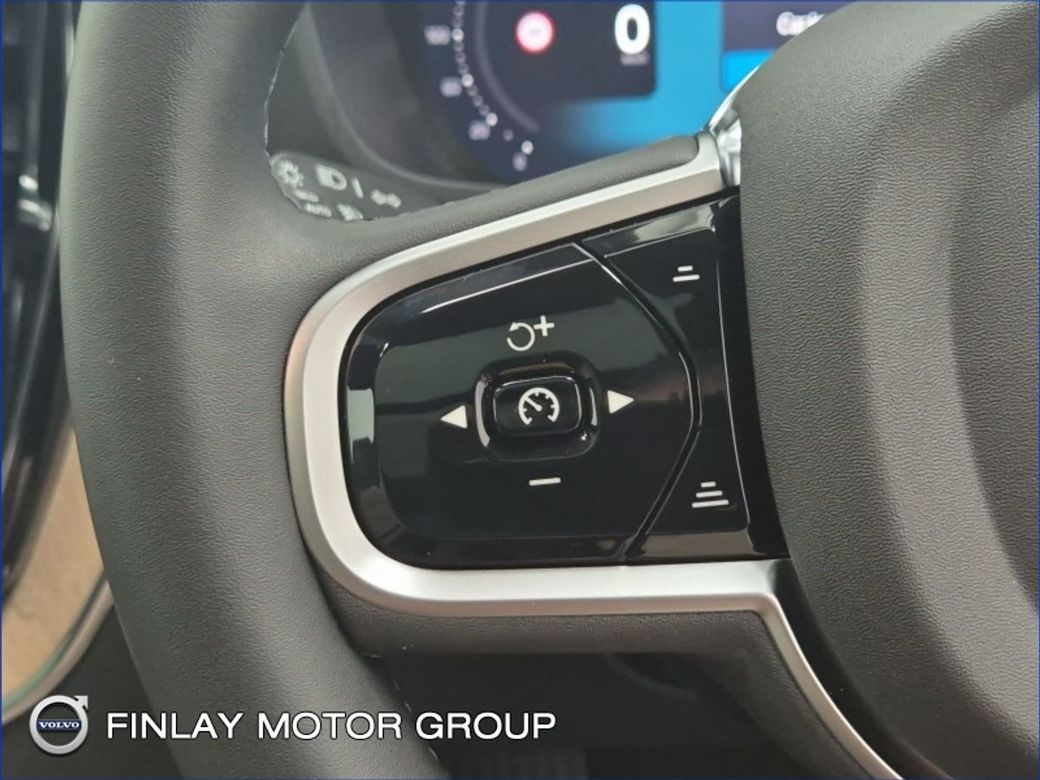 2025 Volvo XC60