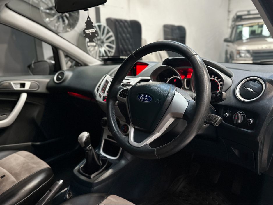 2012 Ford Fiesta