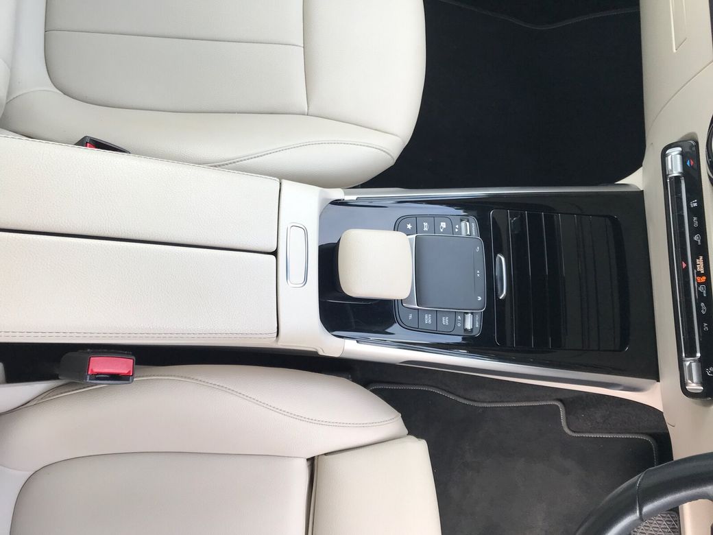 2022 Mercedes-Benz GLB Class