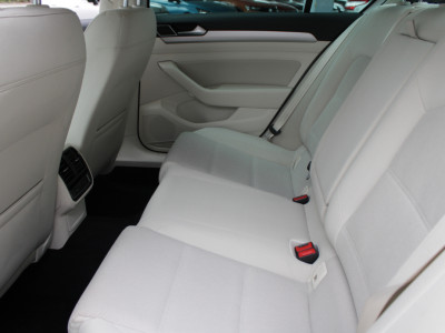 2019 Volkswagen Passat