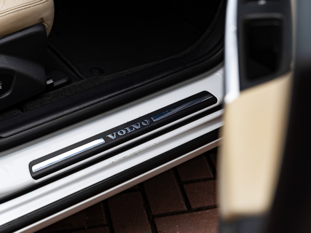 2018 Volvo V60