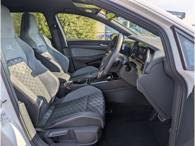 2023 Volkswagen Golf