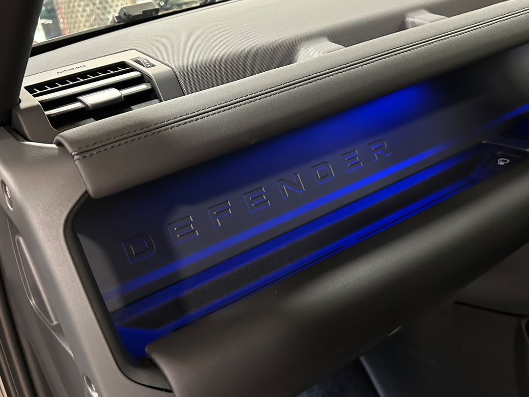 2025 Land Rover Defender