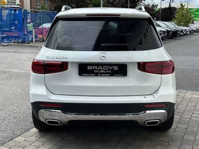 2025 Mercedes-Benz GLB Class