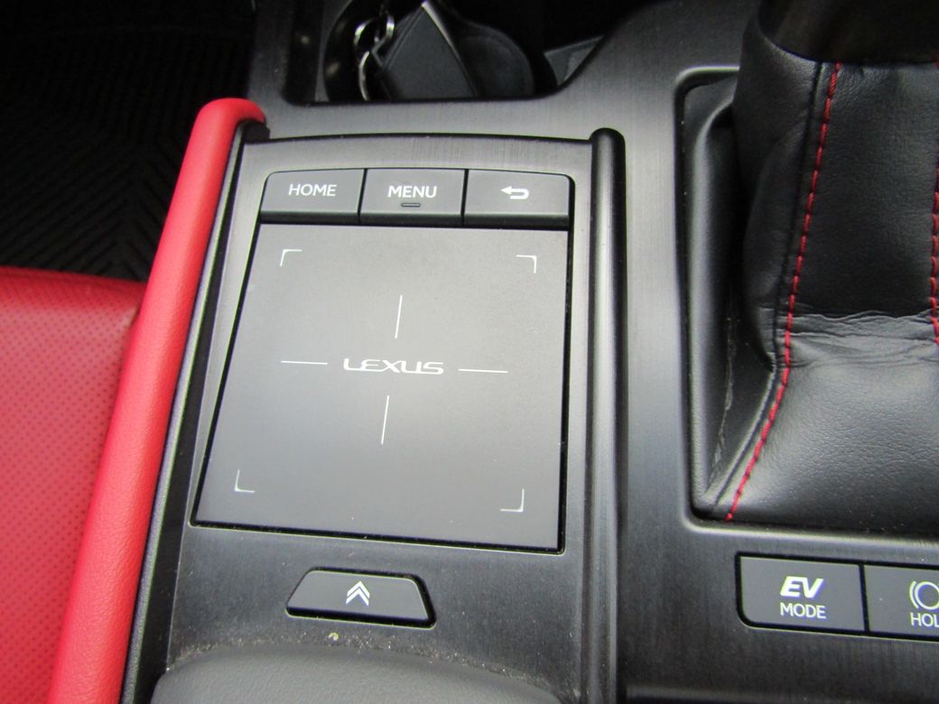 2020 Lexus ES 300h