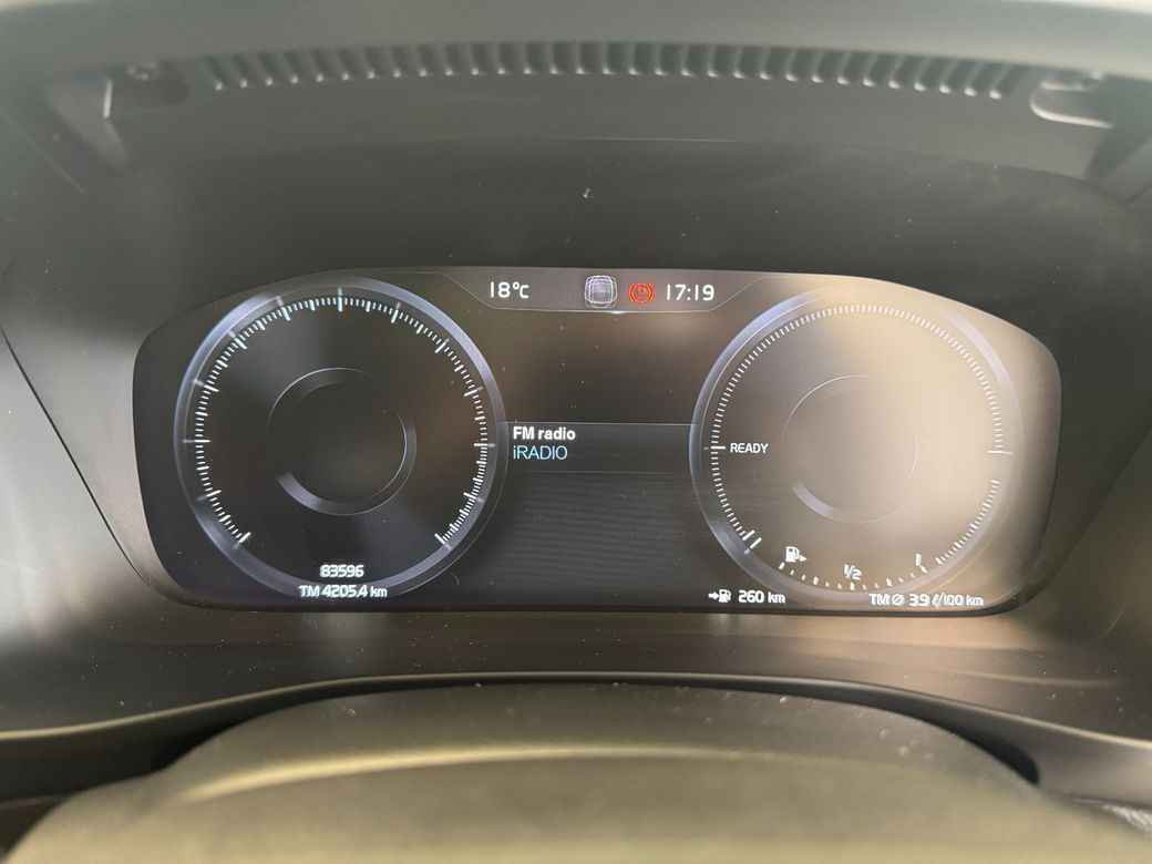 2022 Volvo XC40