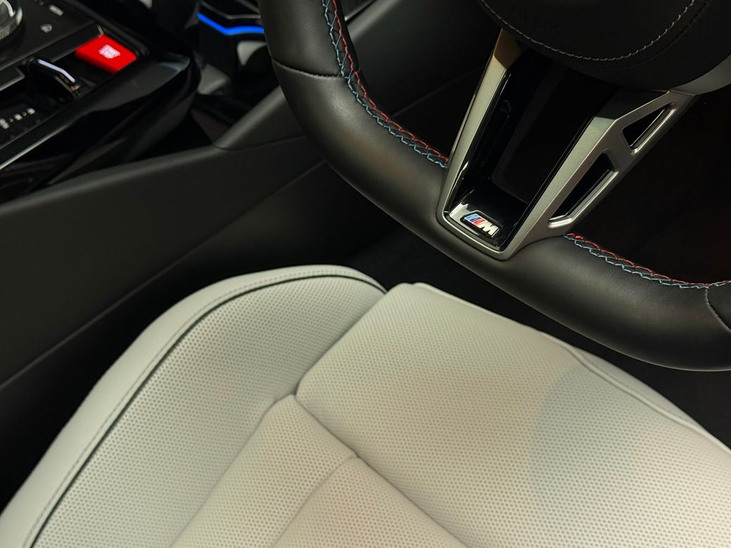 2025 BMW M5