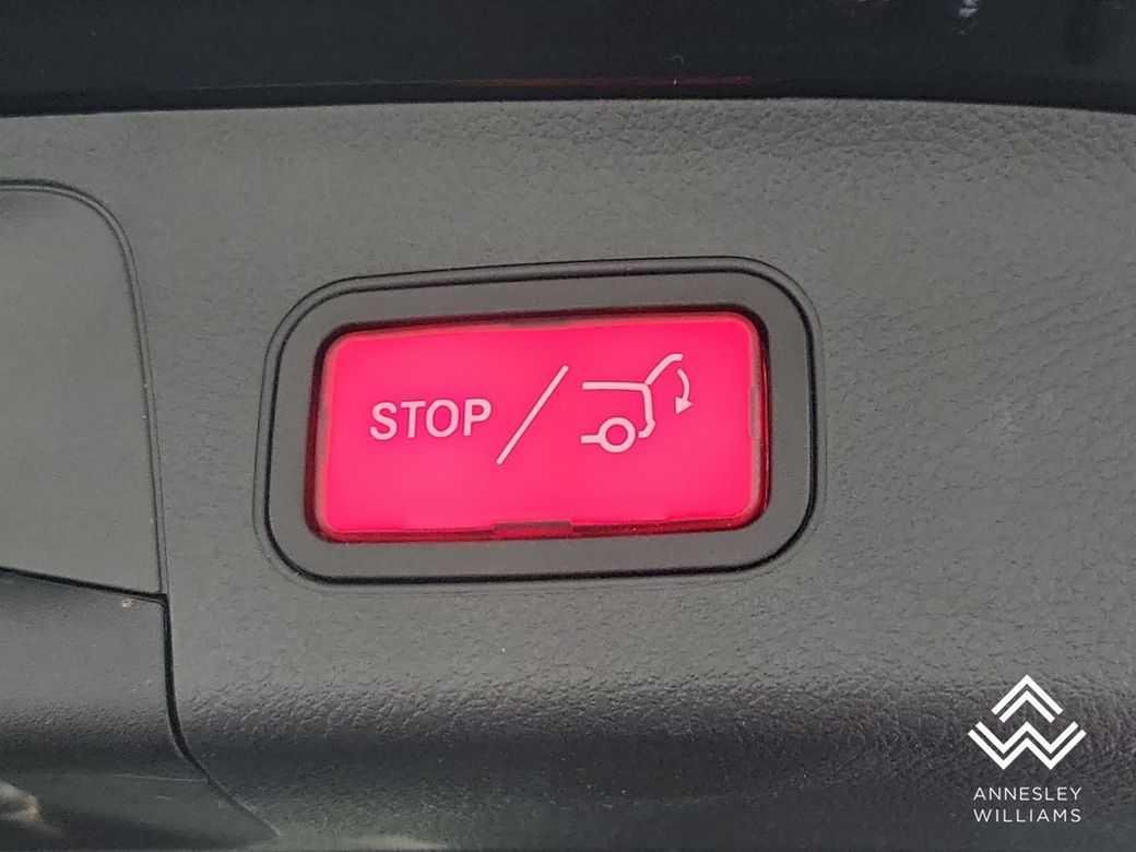 2025 Mercedes-Benz EQA