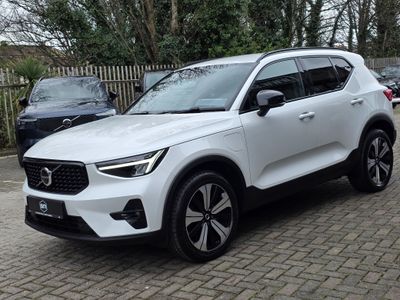 2022 Volvo XC40