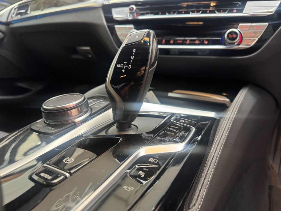 2023 BMW 5 Series