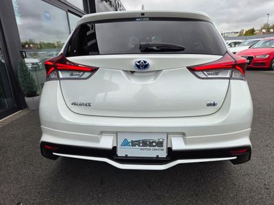 2016 Toyota Auris