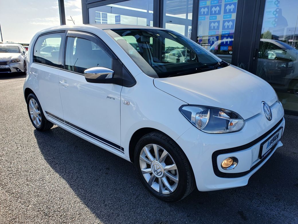 2016 Volkswagen up!