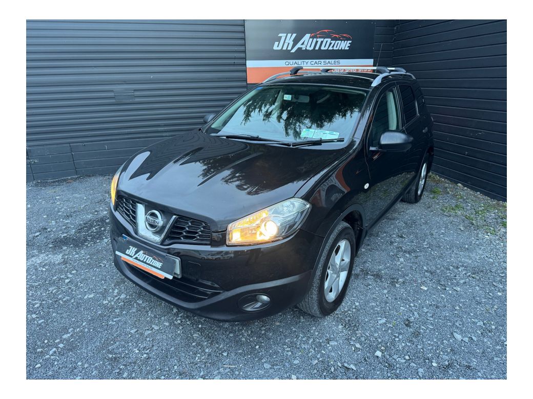 2013 Nissan Qashqai +2