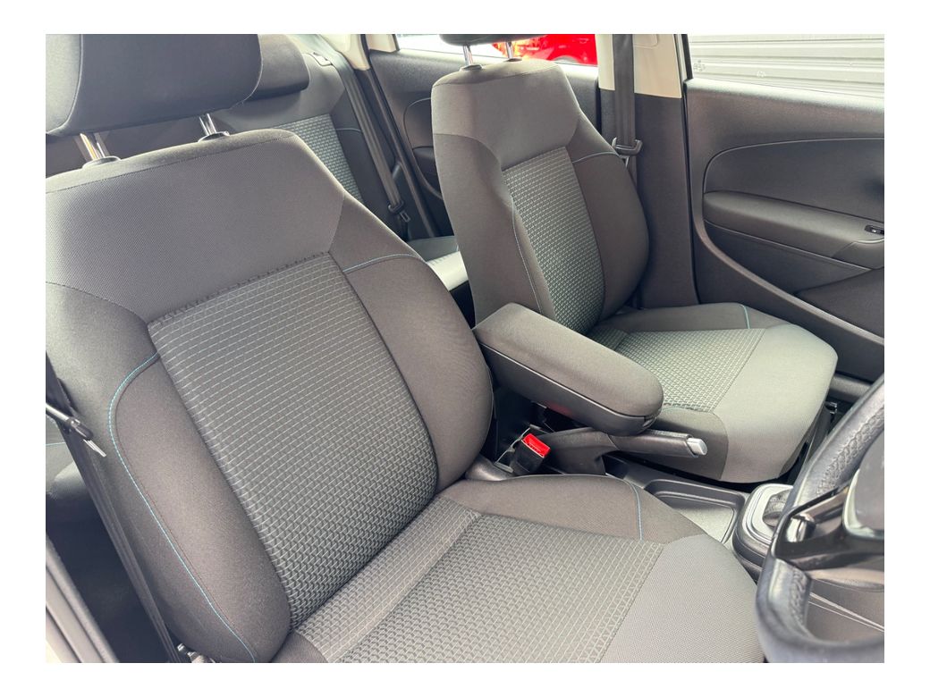 2016 Volkswagen Polo