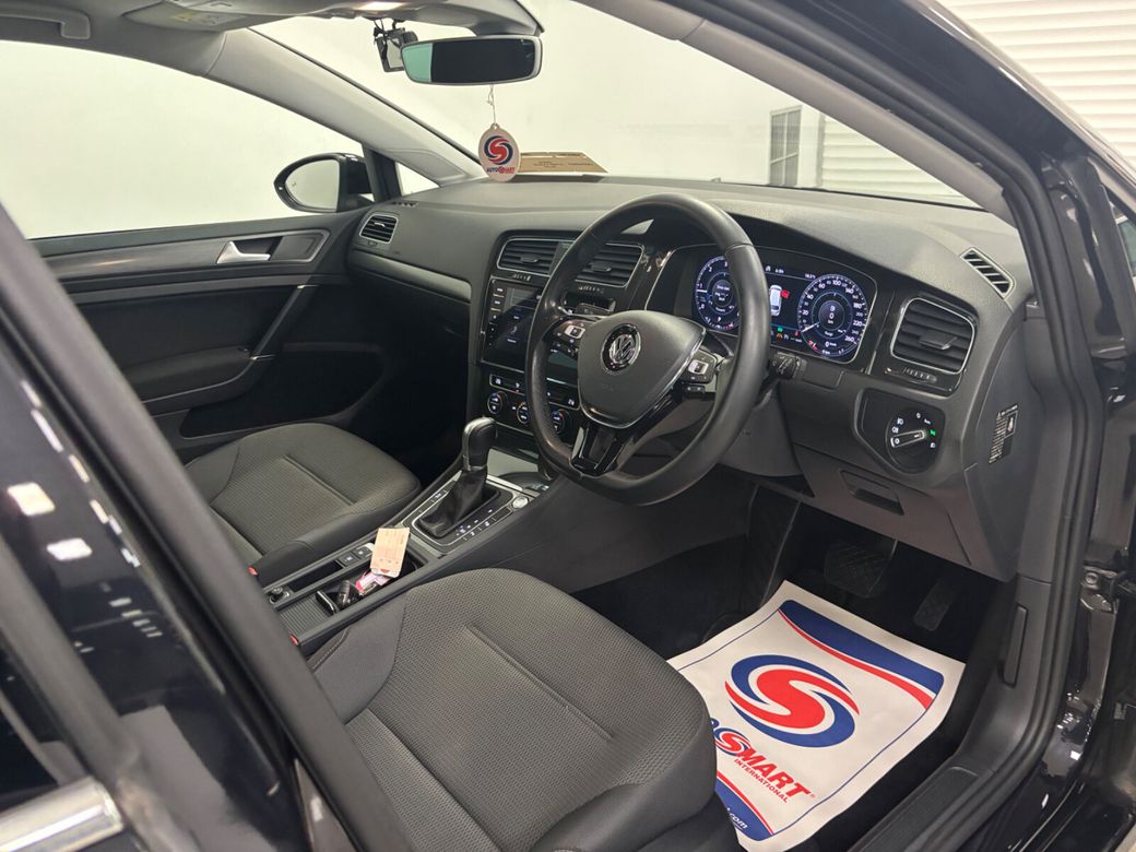 2019 Volkswagen Golf