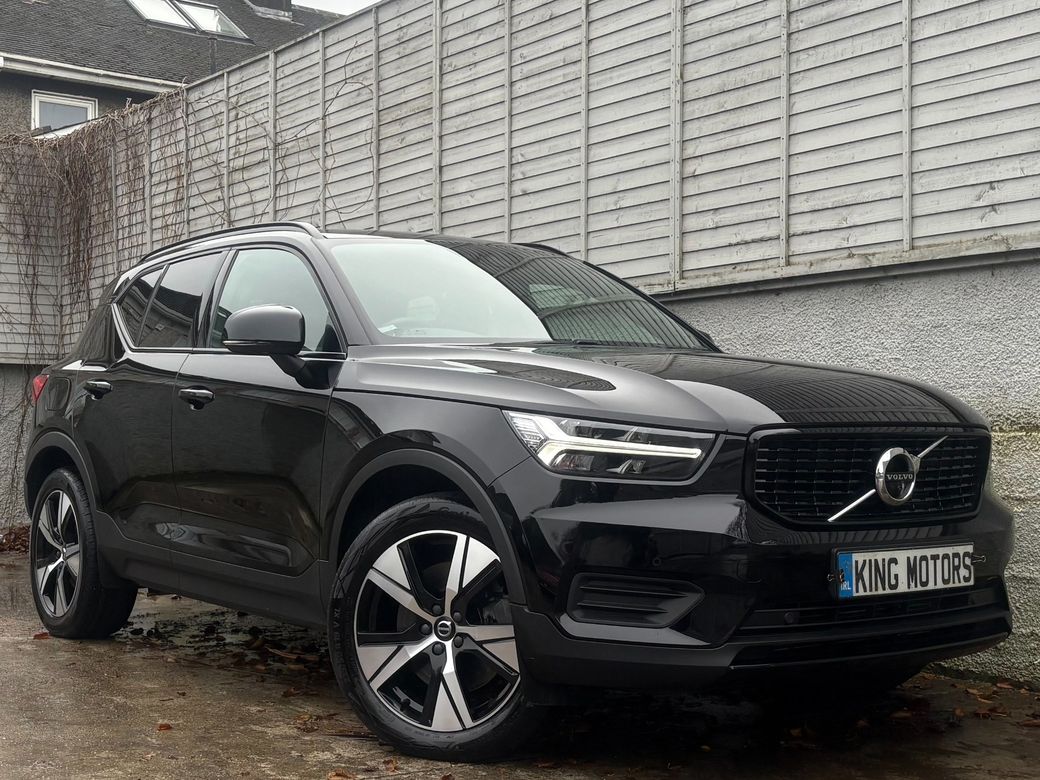 2022 Volvo XC40