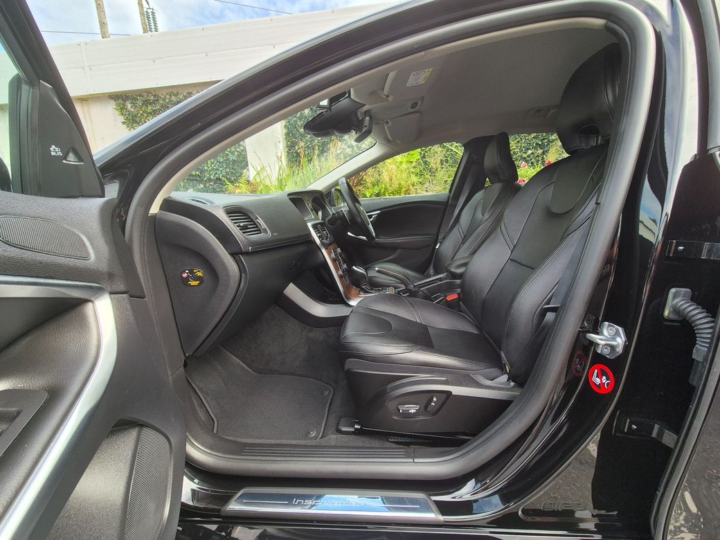 2018 Volvo V40