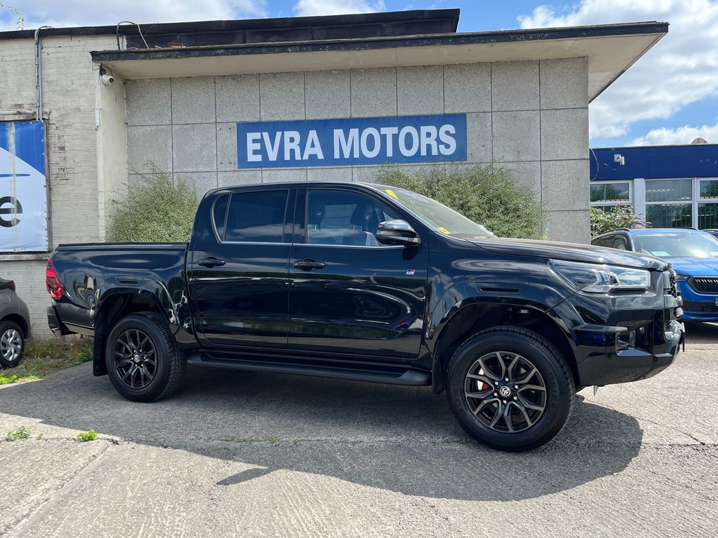 2024 Toyota Hilux