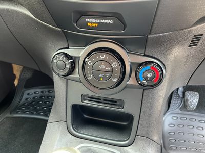 2014 Ford Fiesta