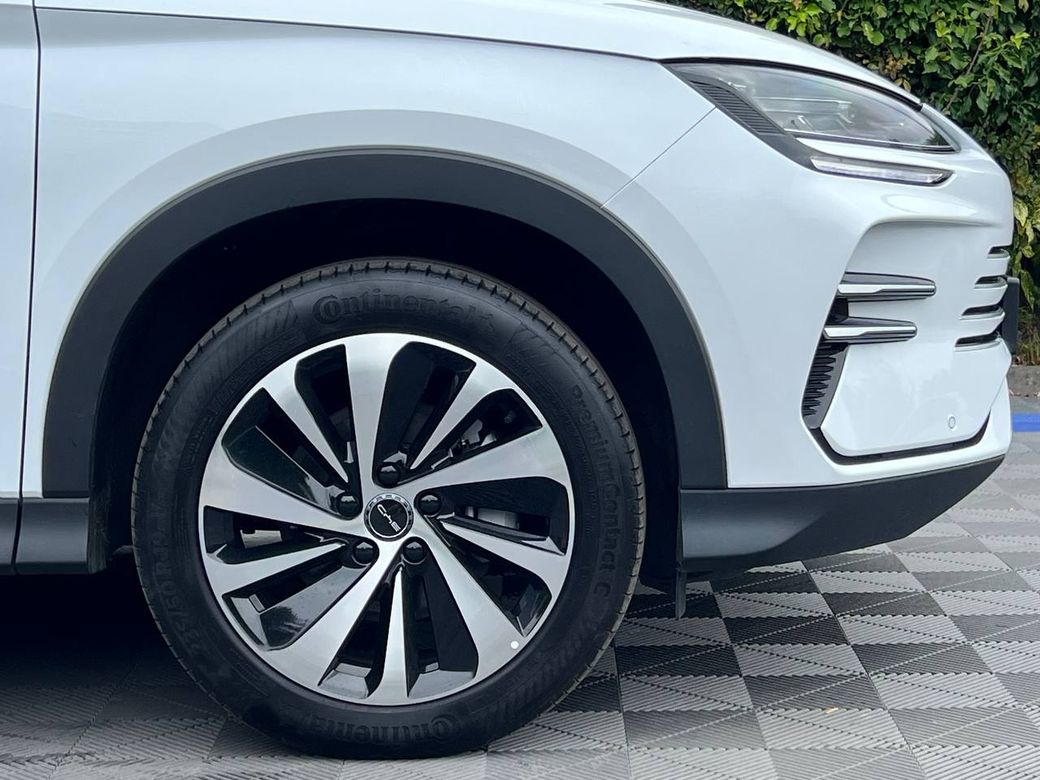 2025 BYD Seal U