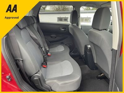 2014 Nissan Qashqai +2