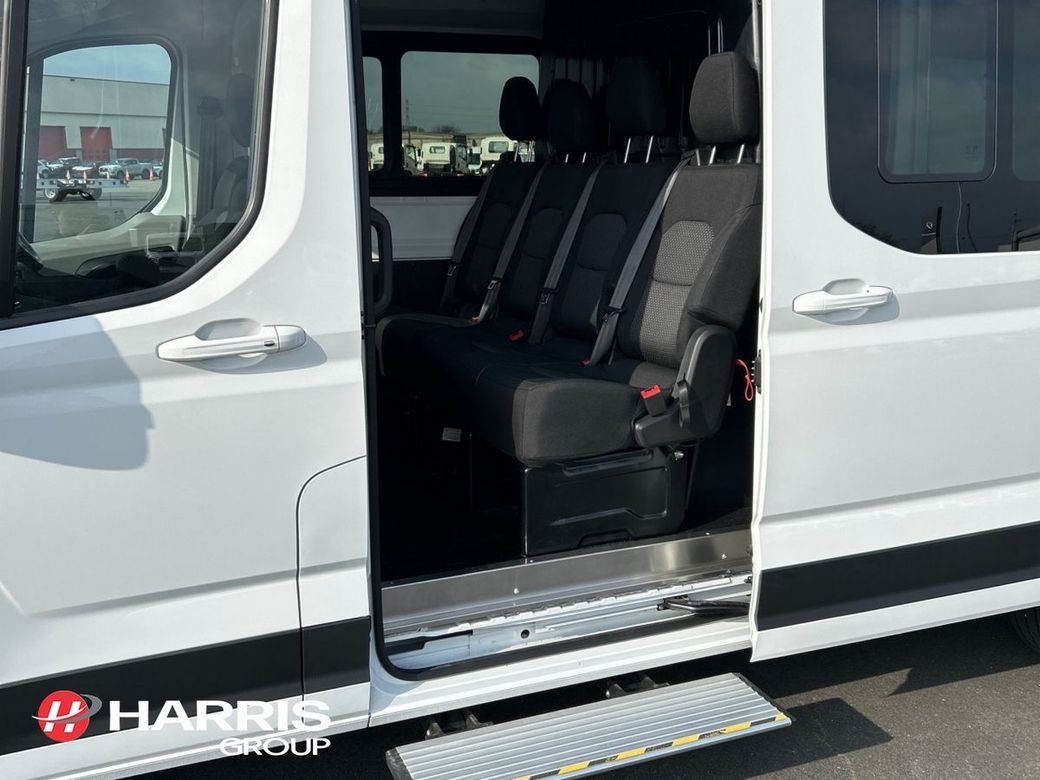 2025 Maxus eDELIVER 9