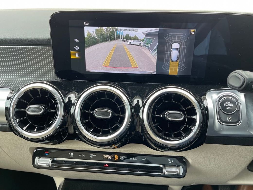 2022 Mercedes-Benz GLB Class