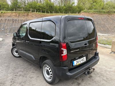 2024 Peugeot Partner