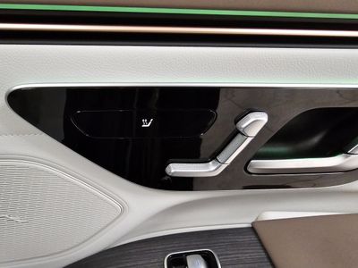 2024 Mercedes-Benz EQS