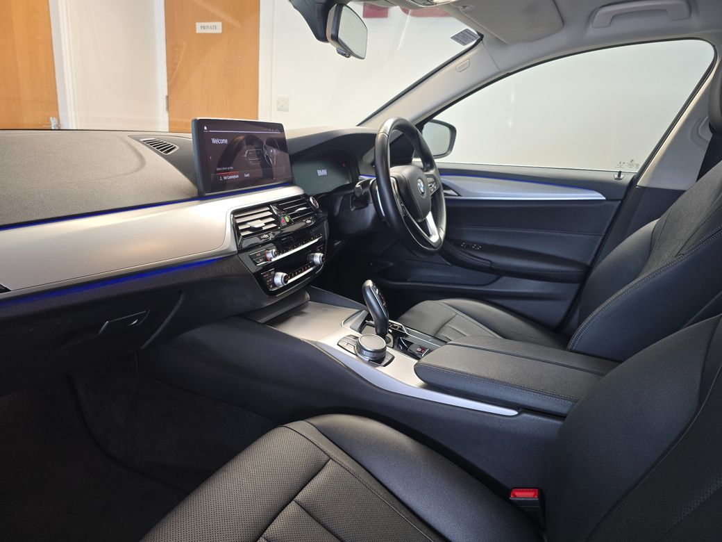 2022 BMW 5 Series