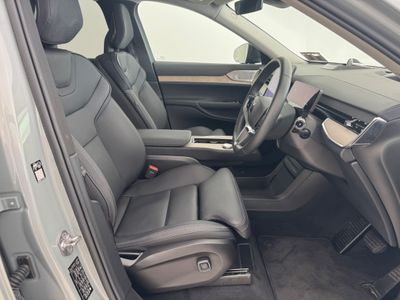2025 Volvo EX90