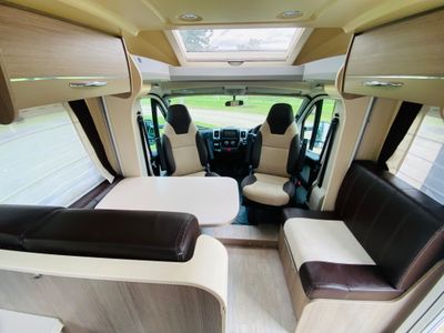 2015 CHAUSSON 718 EB WELCOME R.H.D ISLAND BED 