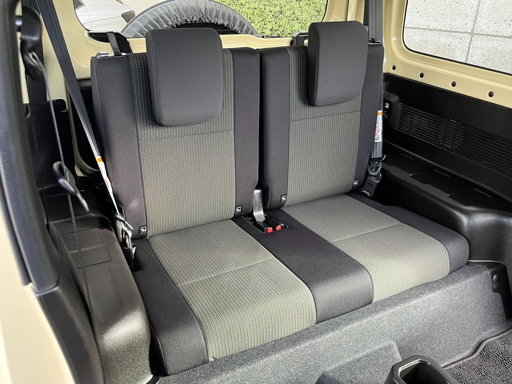 2025 Suzuki Jimny