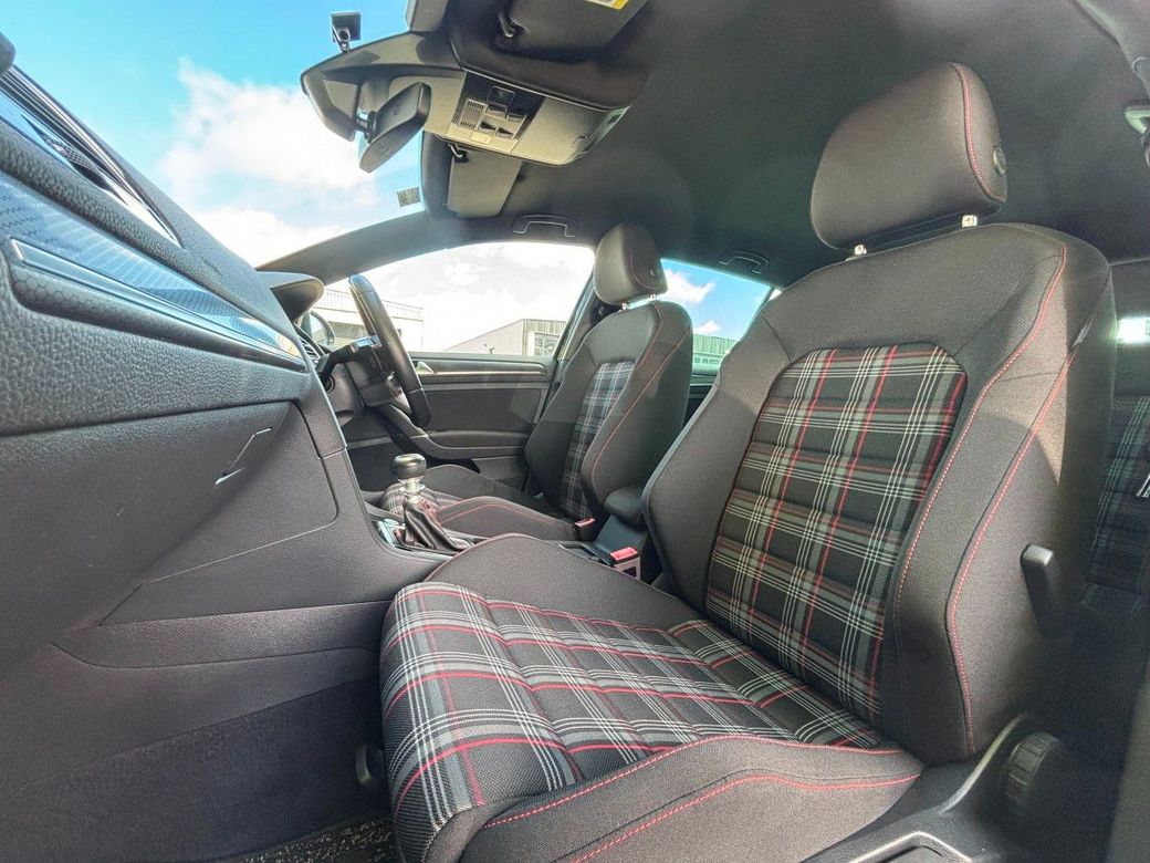 2018 Volkswagen Golf