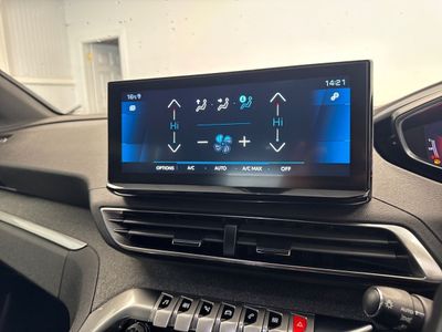2023 Peugeot 3008