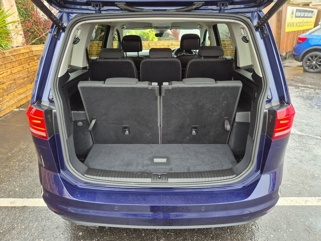 2022 Volkswagen Touran