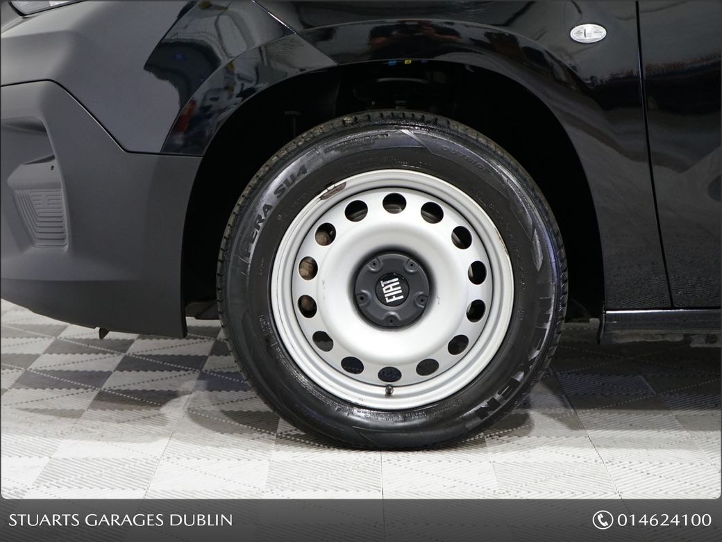 2025 Fiat Doblo