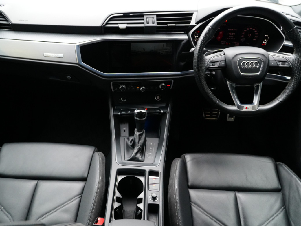 2021 Audi Q3