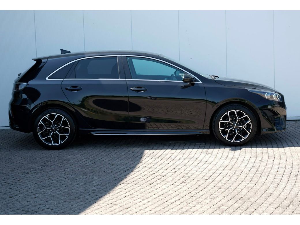 2025 Kia Ceed