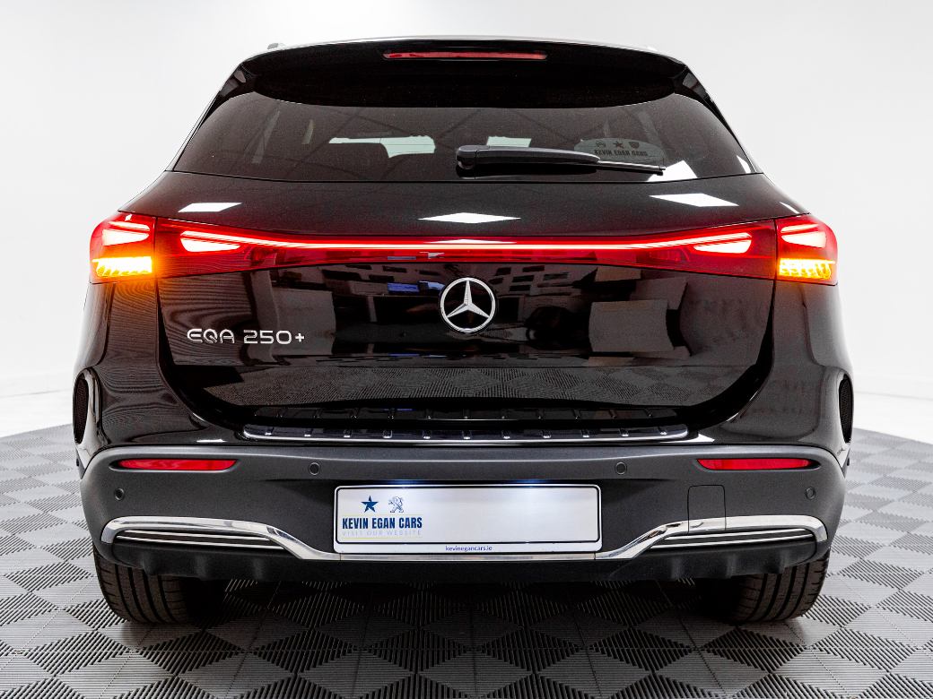 2025 Mercedes-Benz EQA