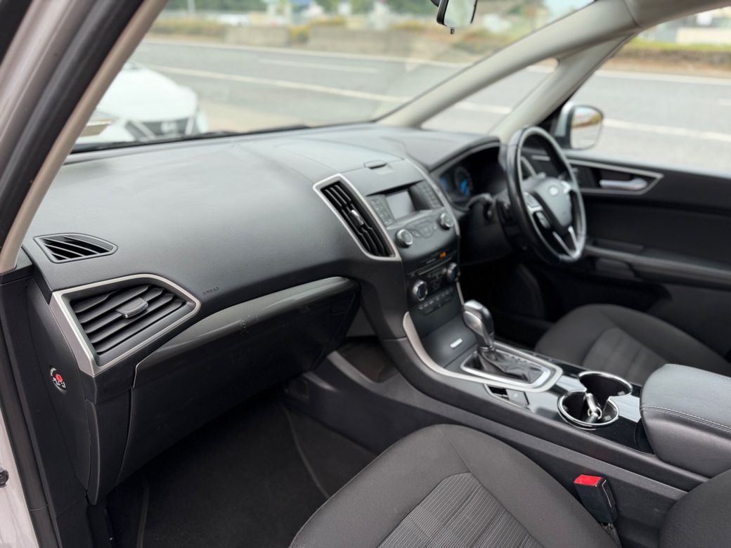 2017 Ford Galaxy
