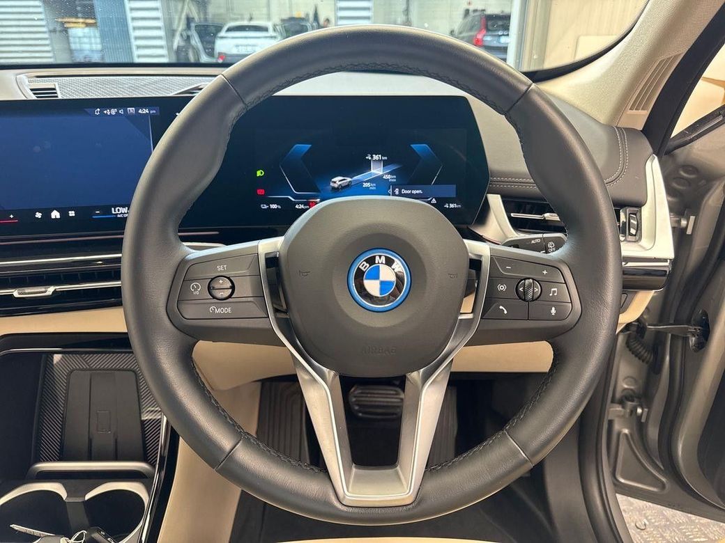 2024 BMW iX1