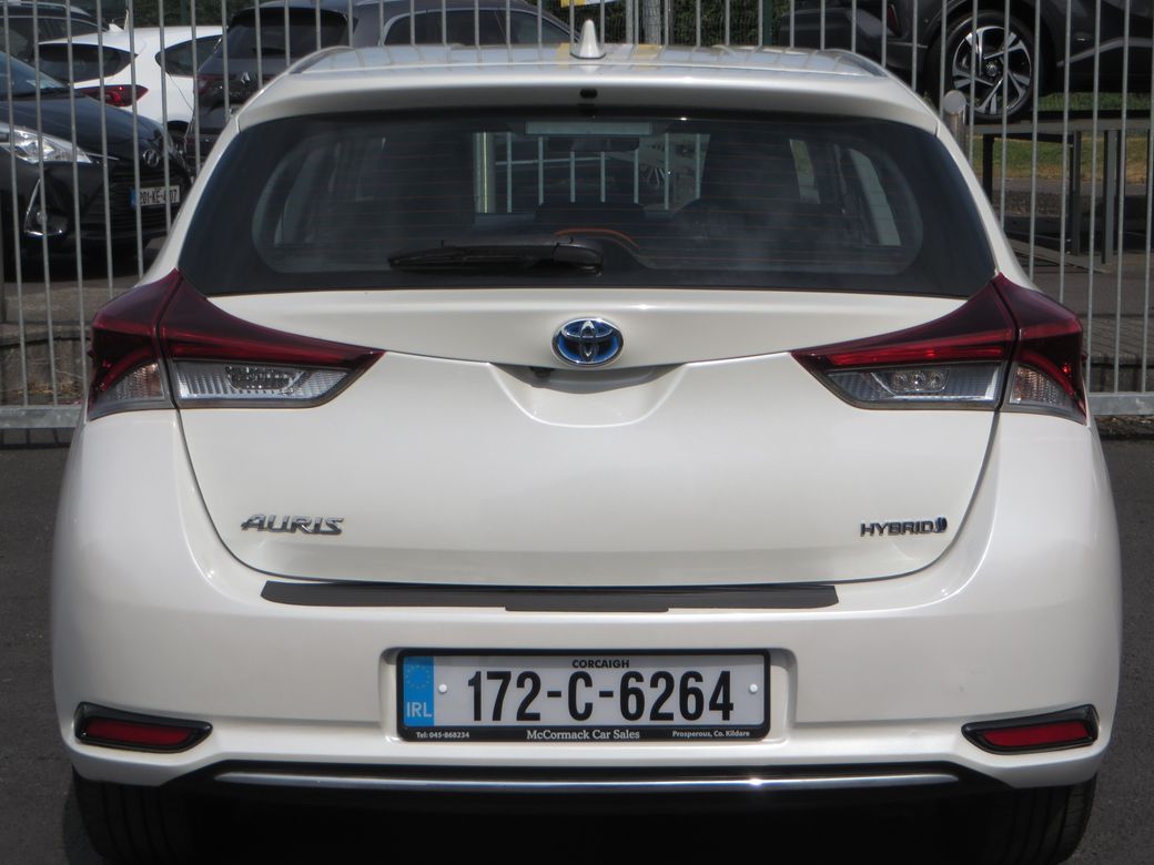2017 Toyota Auris